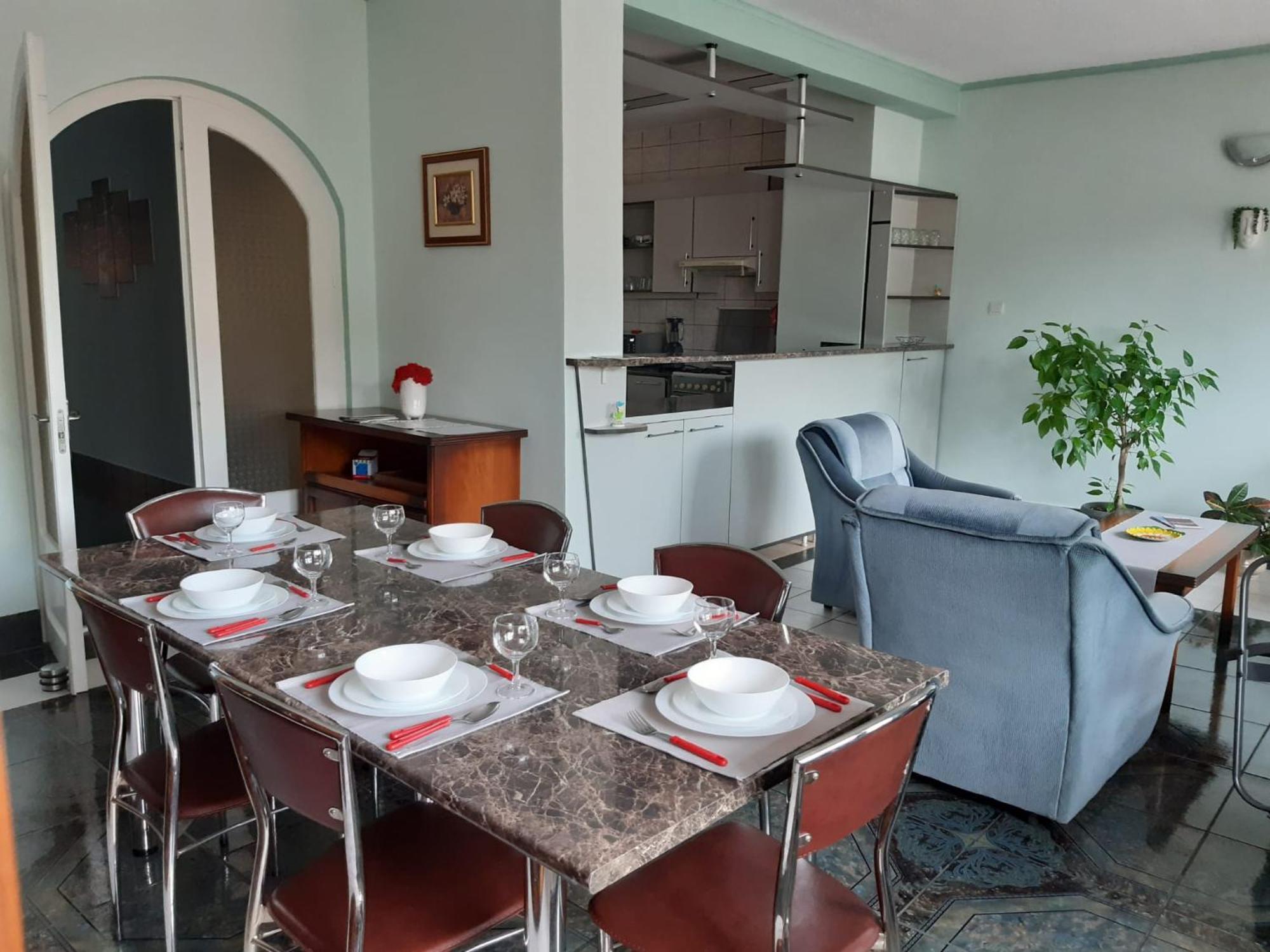 Ten'S Apartment - Spatios Si Linistit Cluj Napoca Bagian luar foto